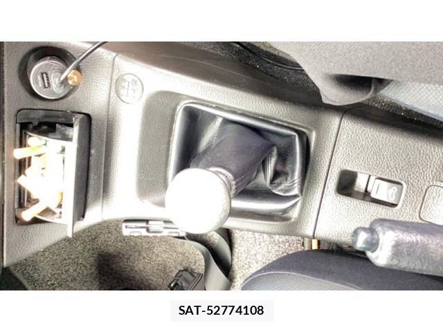 Daihatsu COPEN 2007-10 8098531-15