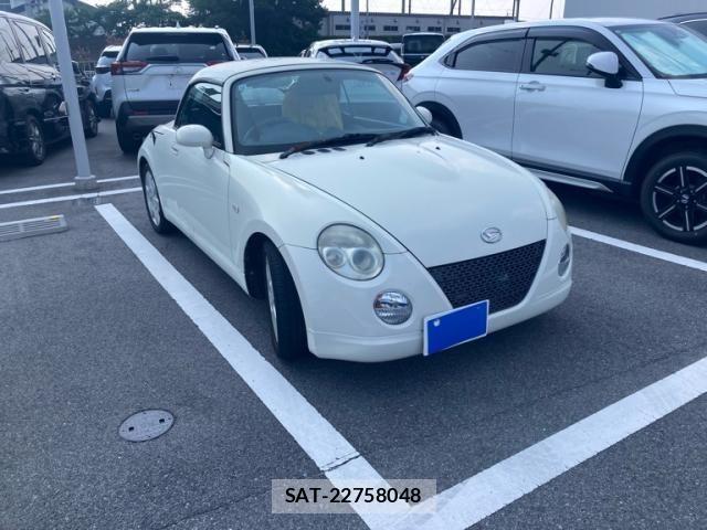Daihatsu COPEN 2005-06 8206902-6