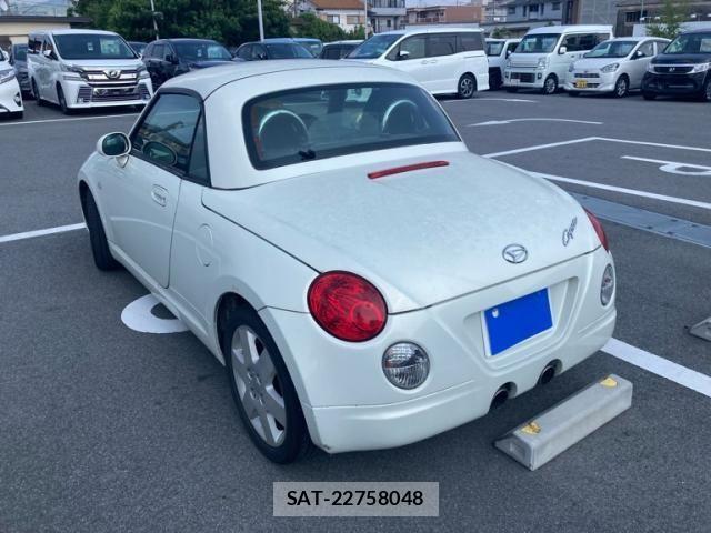 Daihatsu COPEN 2005-06 8206902-7