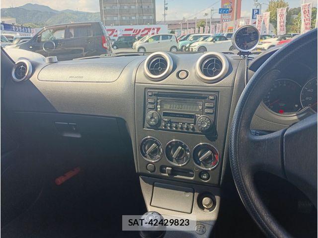 Daihatsu COPEN 2005-07 8206900-3