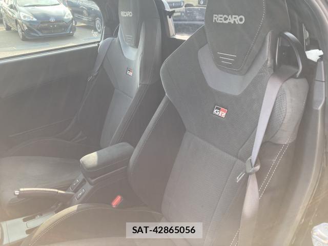 Toyota Copen 2025-04 8206886-25