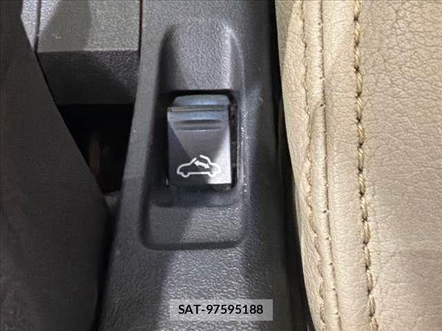 Daihatsu COPEN 2015-08 8365184-6