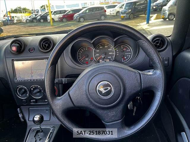 Daihatsu COPEN 2004-08 8365183-9