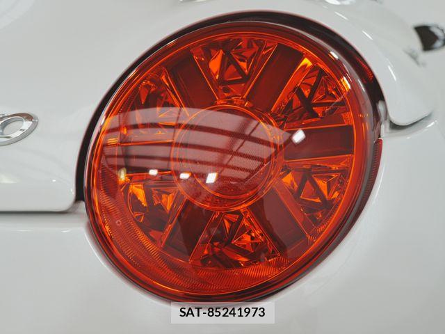 Daihatsu COPEN 2017-11 8371528-27