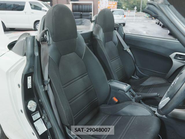 Daihatsu COPEN 2020-02 8411683-18