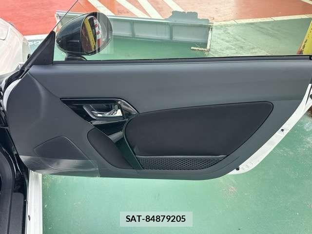 Daihatsu COPEN 2024-10 8411672-8