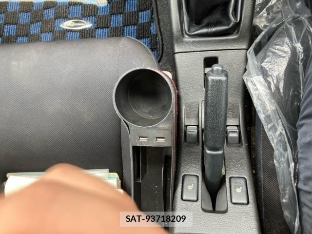 Daihatsu COPEN 2012-03 8485166-15