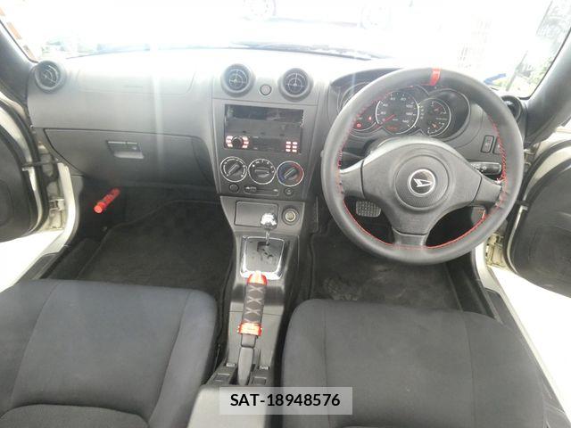 Daihatsu COPEN 2006-03 8665962-2
