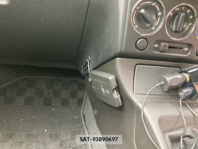 Daihatsu COPEN 2005-09 8795518-21