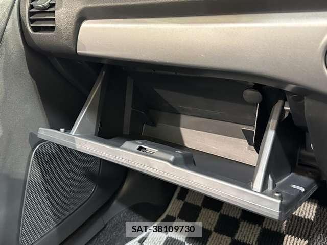 Daihatsu COPEN 2014-11 8795517-24