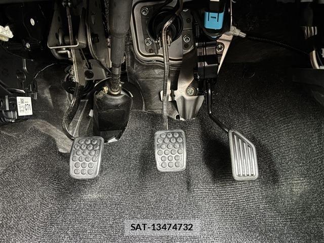 Toyota Copen 2020-10 8828260-13