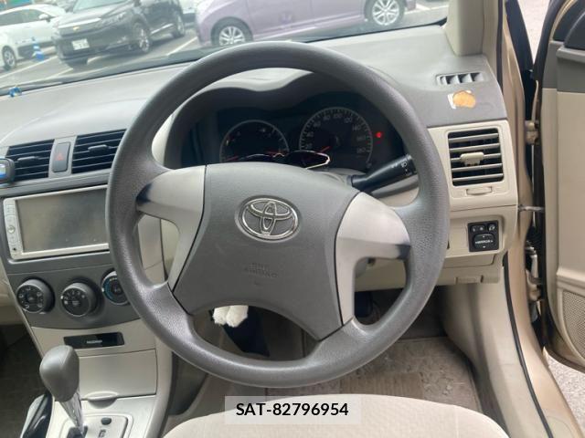 Toyota COROLLA AXIO 2010-04 767989-13