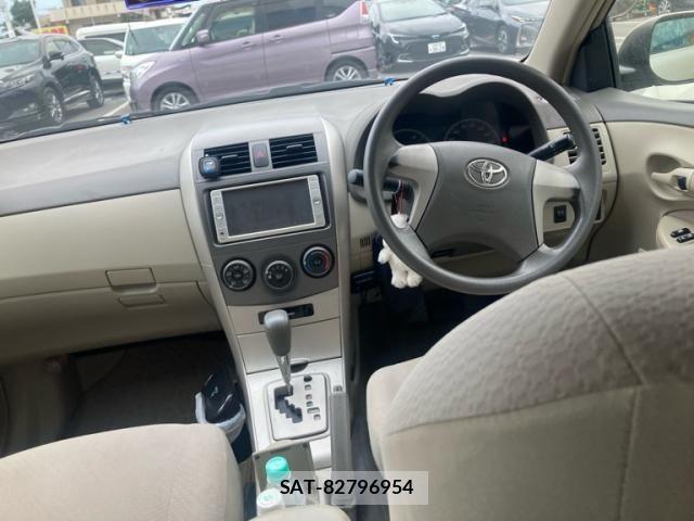 Toyota COROLLA AXIO 2010-04 767989-17