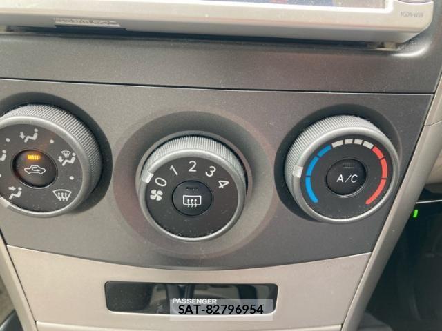 Toyota COROLLA AXIO 2010-04 767989-21