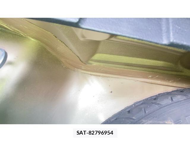 Toyota COROLLA AXIO 2010-04 767989-27