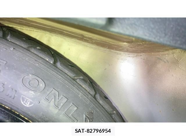 Toyota COROLLA AXIO 2010-04 767989-28