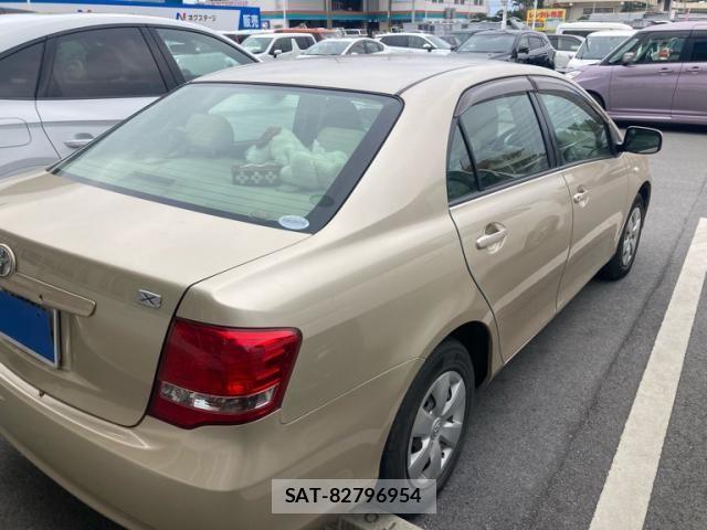 Toyota COROLLA AXIO 2010-04 767989-3