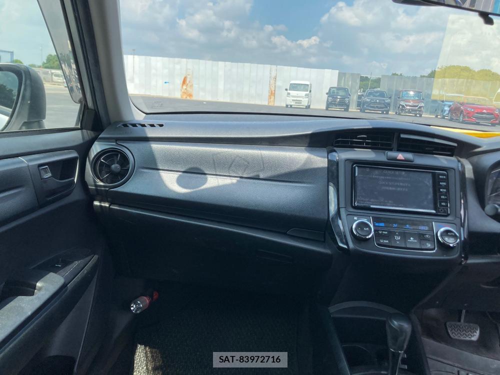 Toyota COROLLA AXIO 2019 1216046-16
