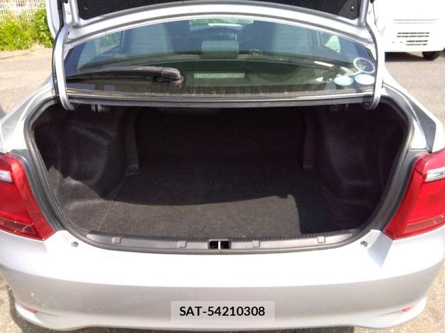 Toyota COROLLA AXIO 2018 1045908-10