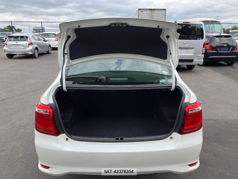 Toyota COROLLA AXIO 2018 1261915-28