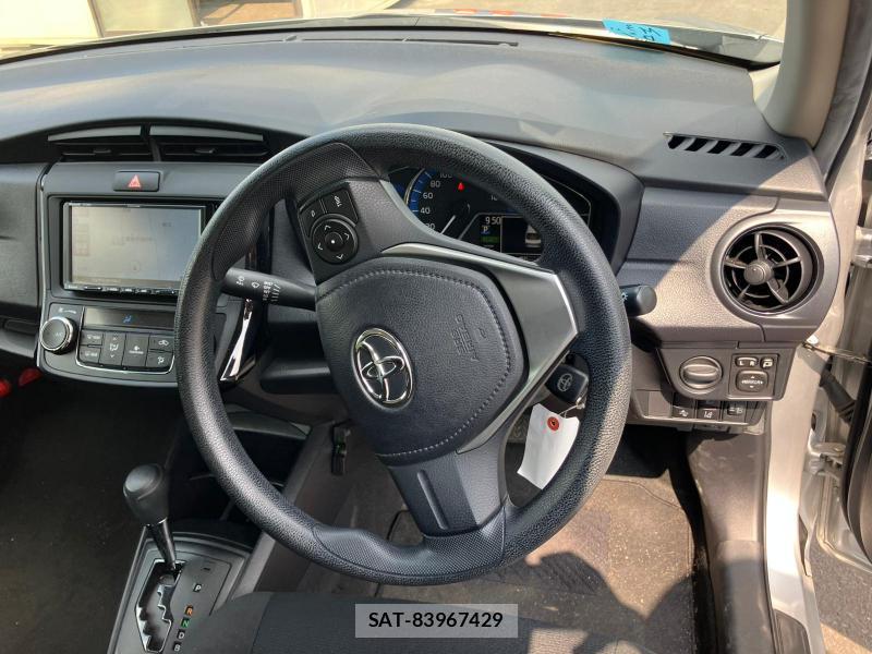 Toyota COROLLA AXIO 2018 1243420-16