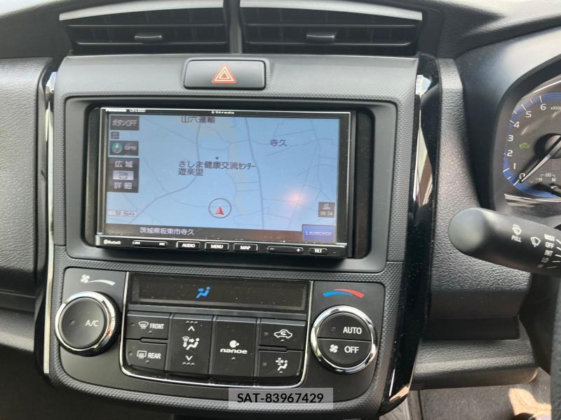 Toyota COROLLA AXIO 2018 1243420-21