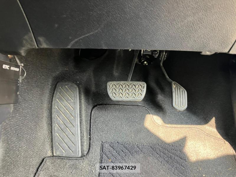 Toyota COROLLA AXIO 2018 1243420-27