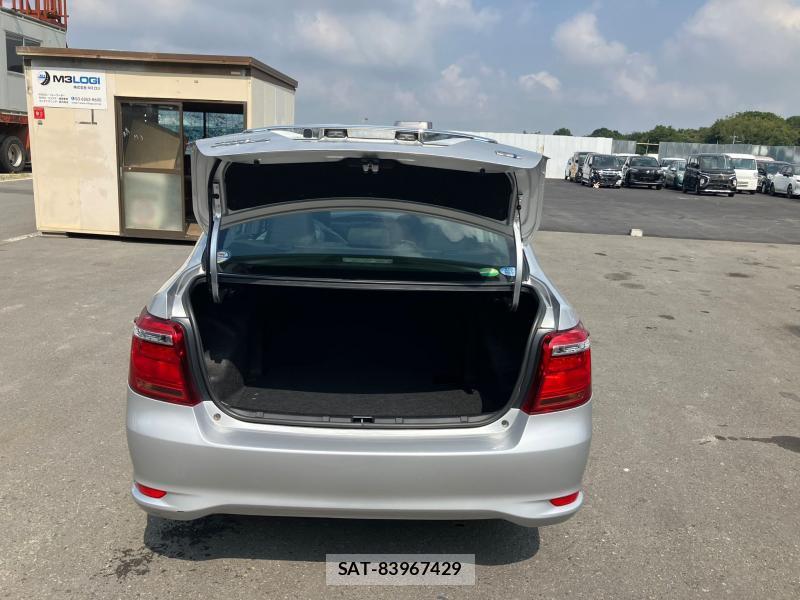 Toyota COROLLA AXIO 2018 1243420-32