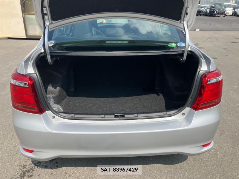 Toyota COROLLA AXIO 2018 1243420-33