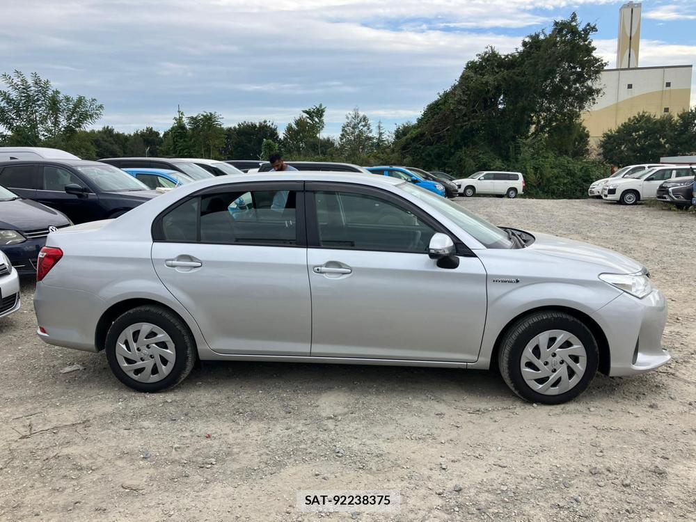 Toyota COROLLA AXIO 2018 1289501-5