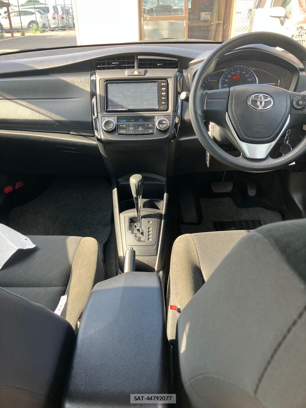 Toyota COROLLA AXIO 2018 1295210-14