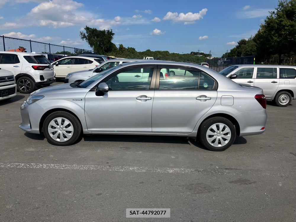 Toyota COROLLA AXIO 2018 1295210-1