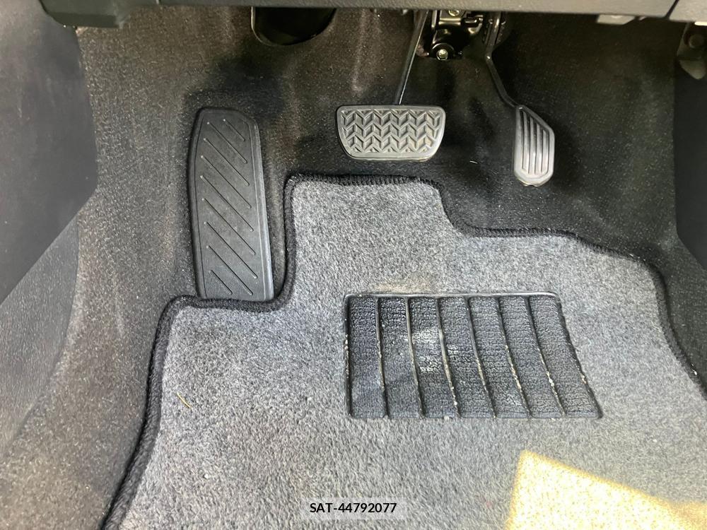 Toyota COROLLA AXIO 2018 1295210-27
