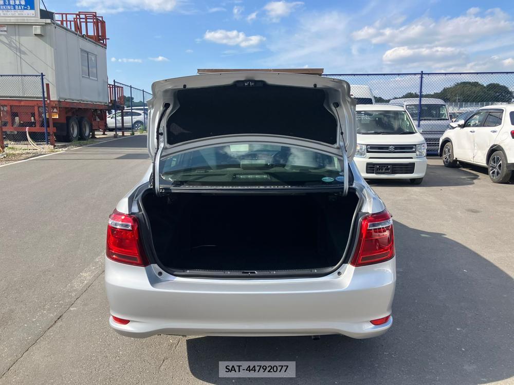 Toyota COROLLA AXIO 2018 1295210-31