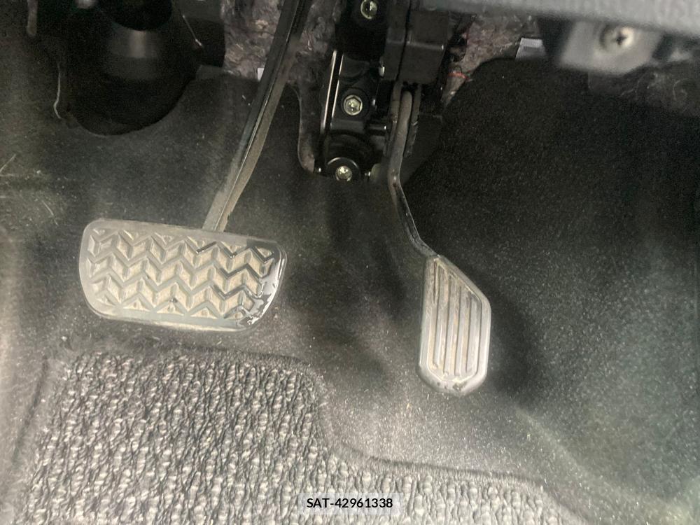 Toyota COROLLA AXIO 2018 1298852-24