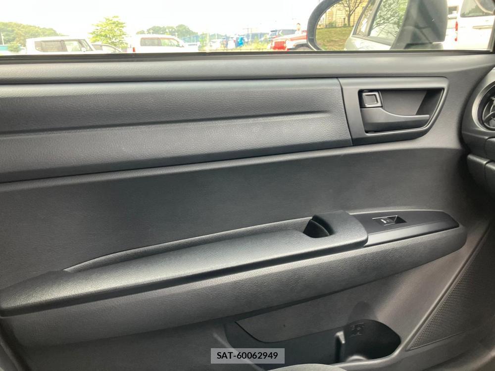 Toyota COROLLA AXIO 2018 1244728-25