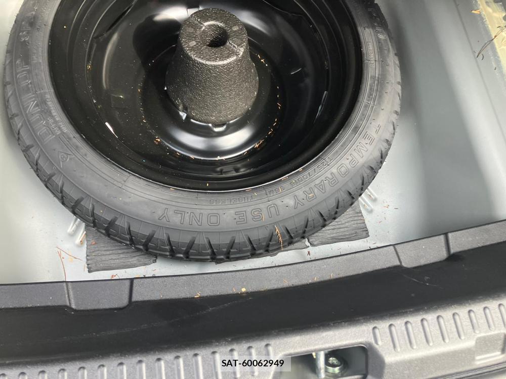 Toyota COROLLA AXIO 2018 1244728-28