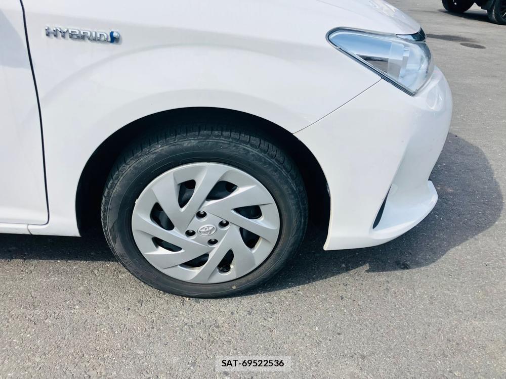 Toyota COROLLA AXIO 2018 1300087-30