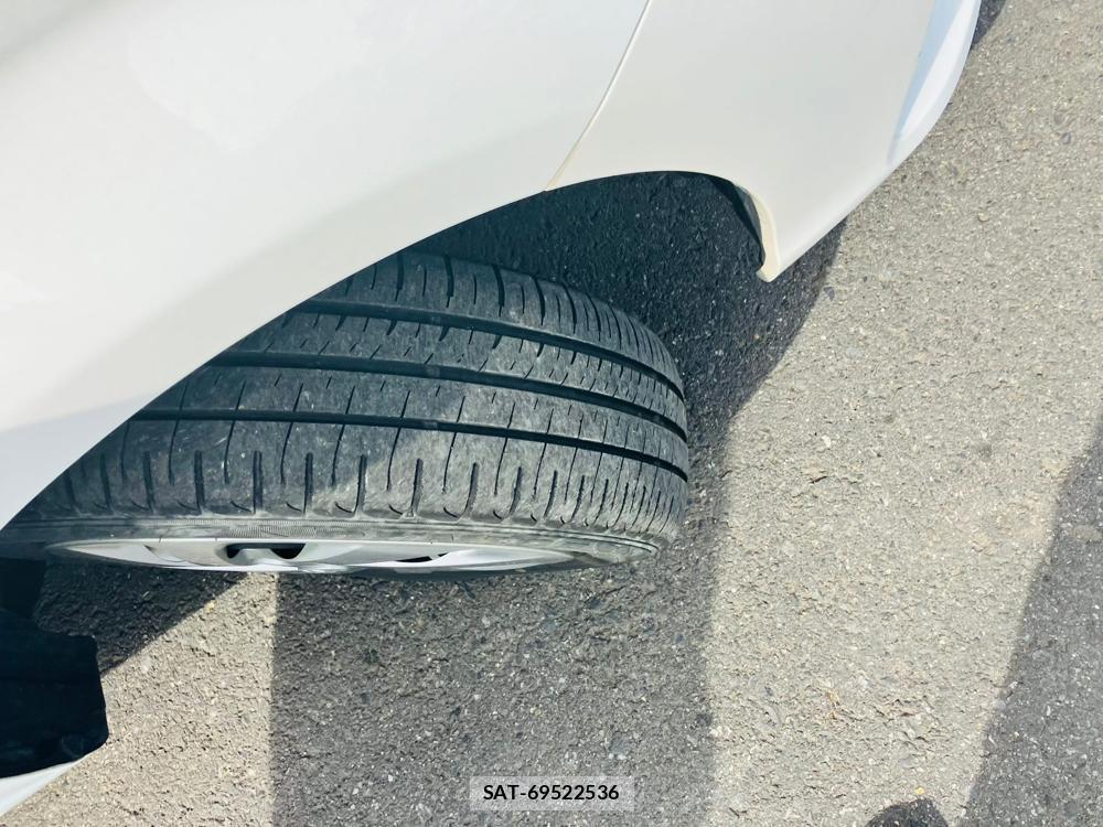 Toyota COROLLA AXIO 2018 1300087-33