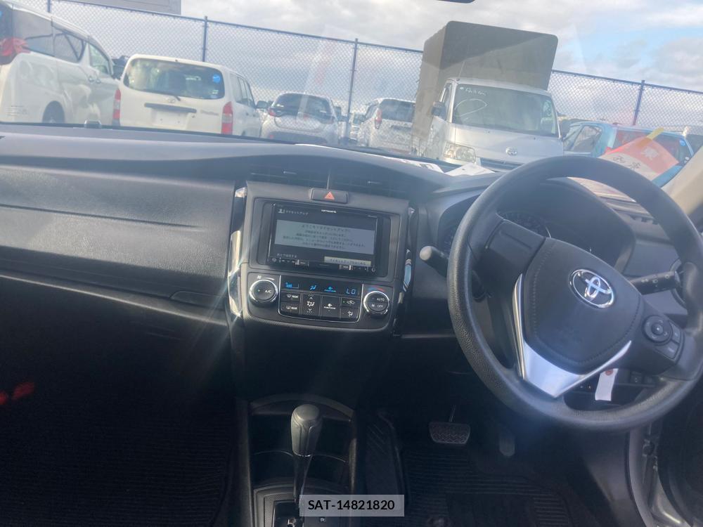 Toyota COROLLA AXIO 2019-11 1311439-12