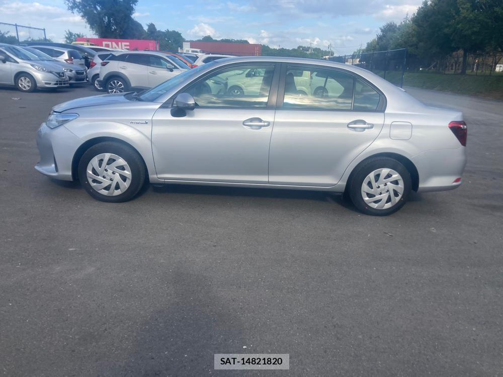 Toyota COROLLA AXIO 2019-11 1311439-1