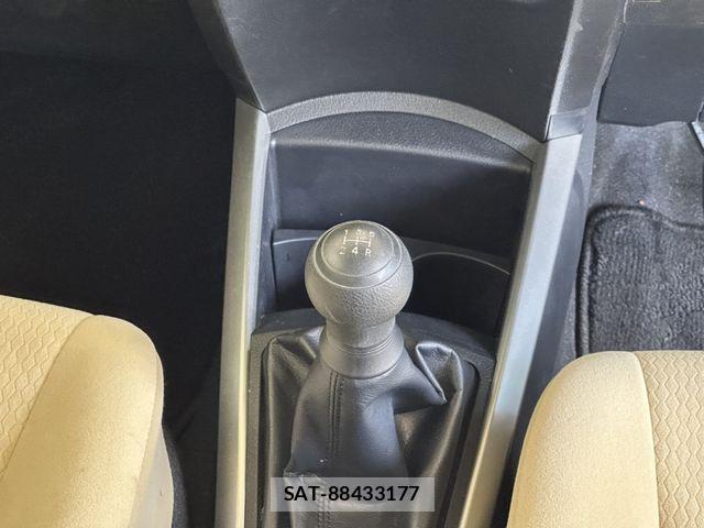 Toyota COROLLA AXIO 2018-02 1321117-27
