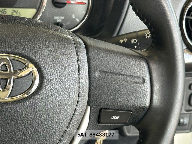 Toyota COROLLA AXIO 2018-02 1321117-29