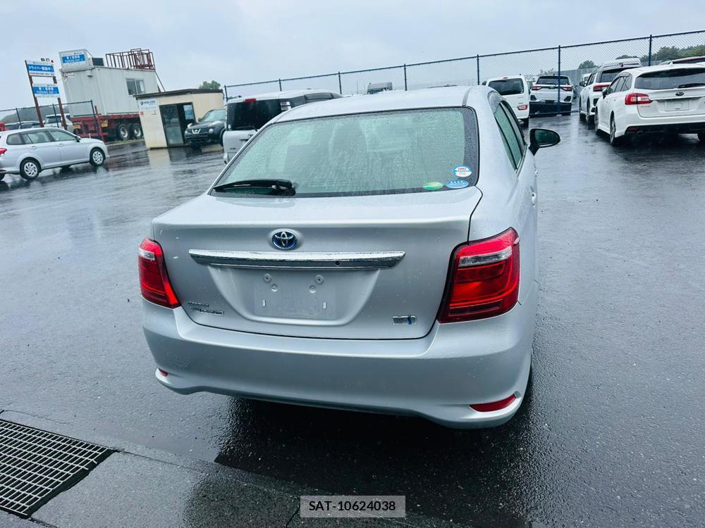Toyota COROLLA AXIO 2018 1300062-3