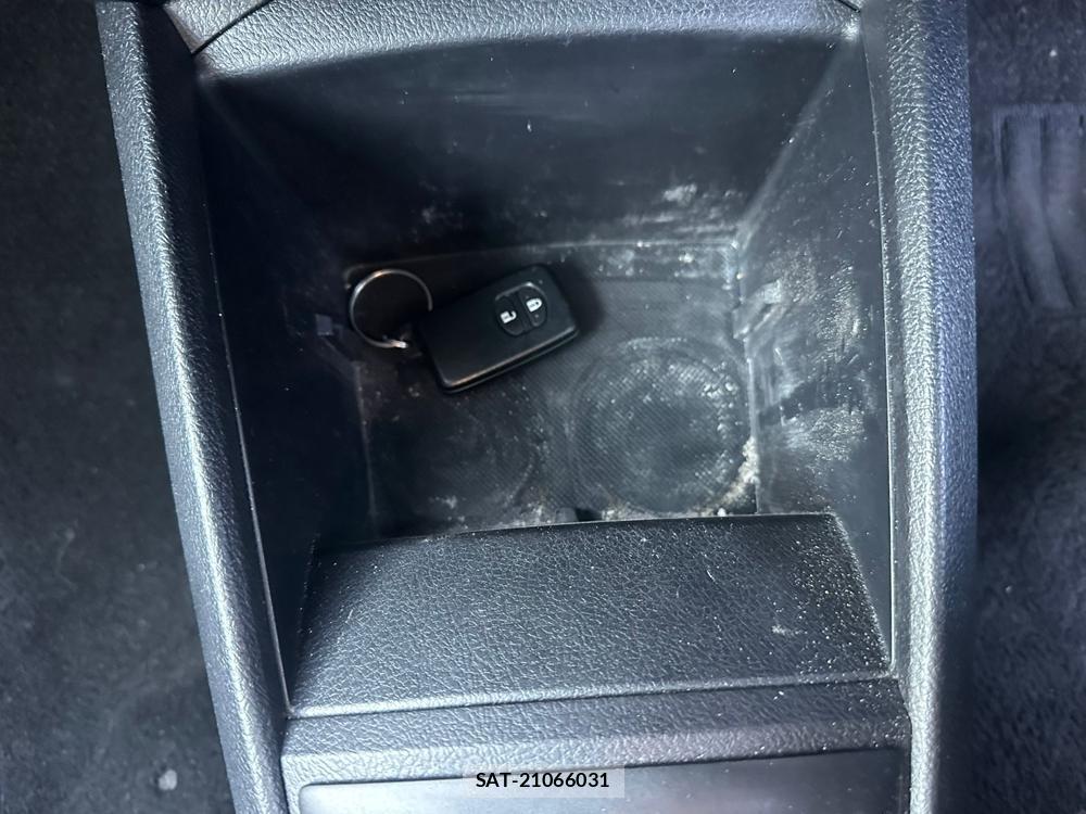 Toyota COROLLA AXIO 2020 1407168-19