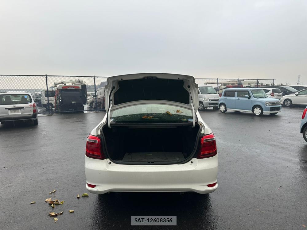 Toyota COROLLA AXIO 2020 1438292-23