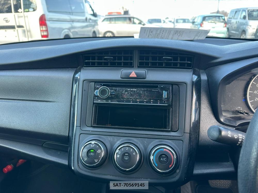Toyota COROLLA AXIO 2020 1632089-19