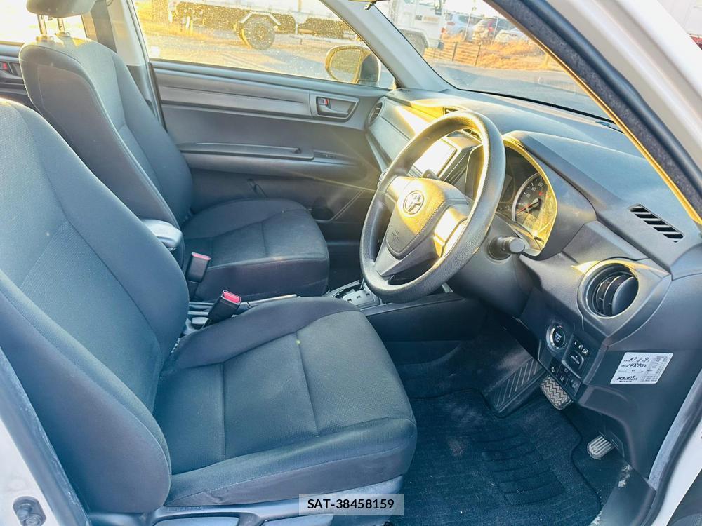 Toyota COROLLA AXIO 2020 1669070-11