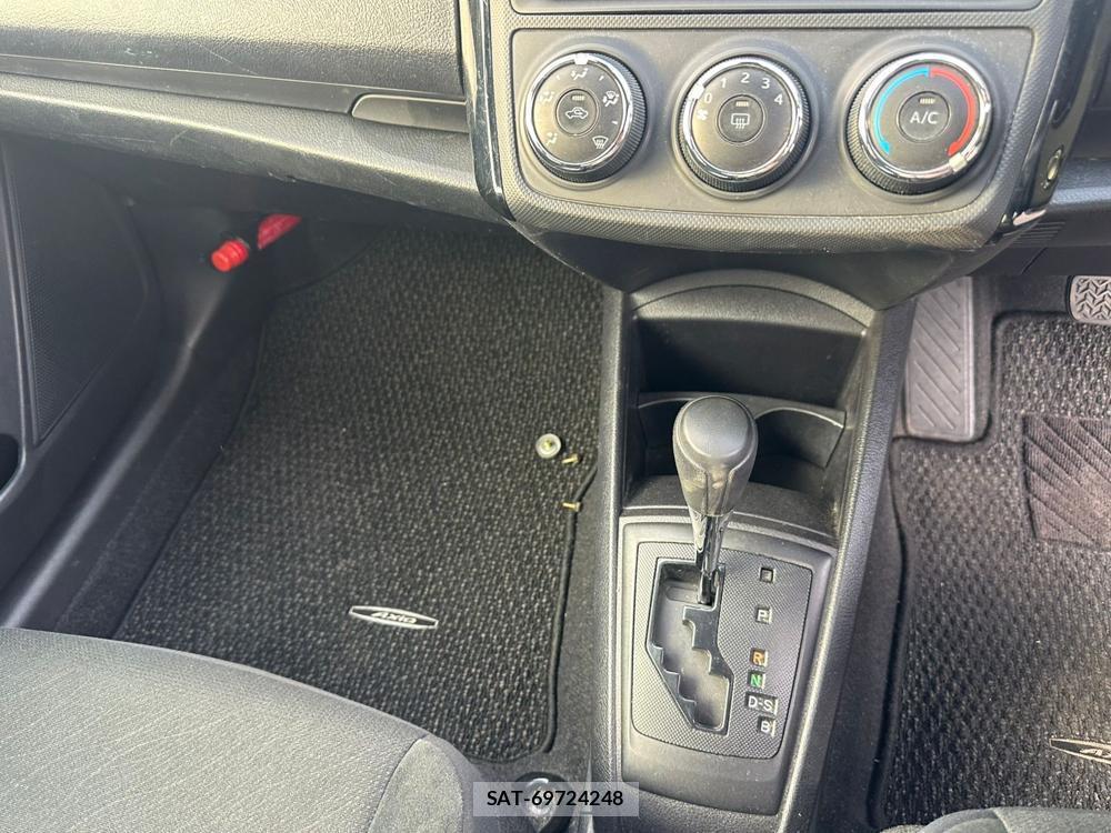 Toyota COROLLA AXIO 2019 1681740-19