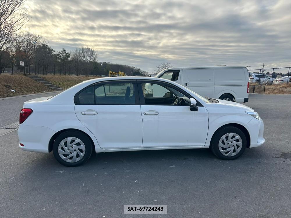 Toyota COROLLA AXIO 2019 1681740-5